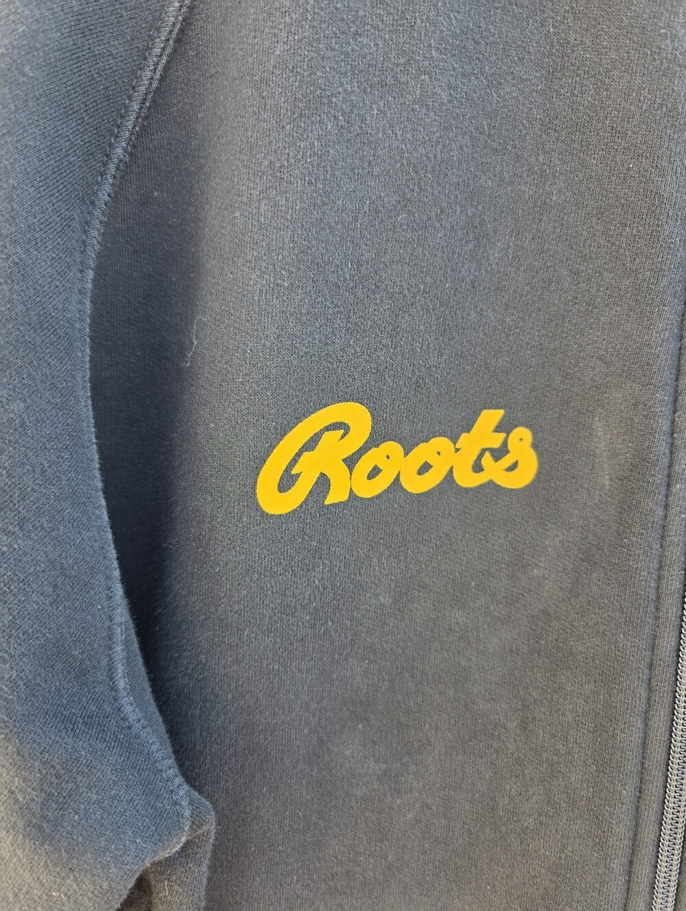 Vintage Roots Canada Salt Lake City Winter Olympics Hockey Zip Up Sweater Large - Picture 3 of 8